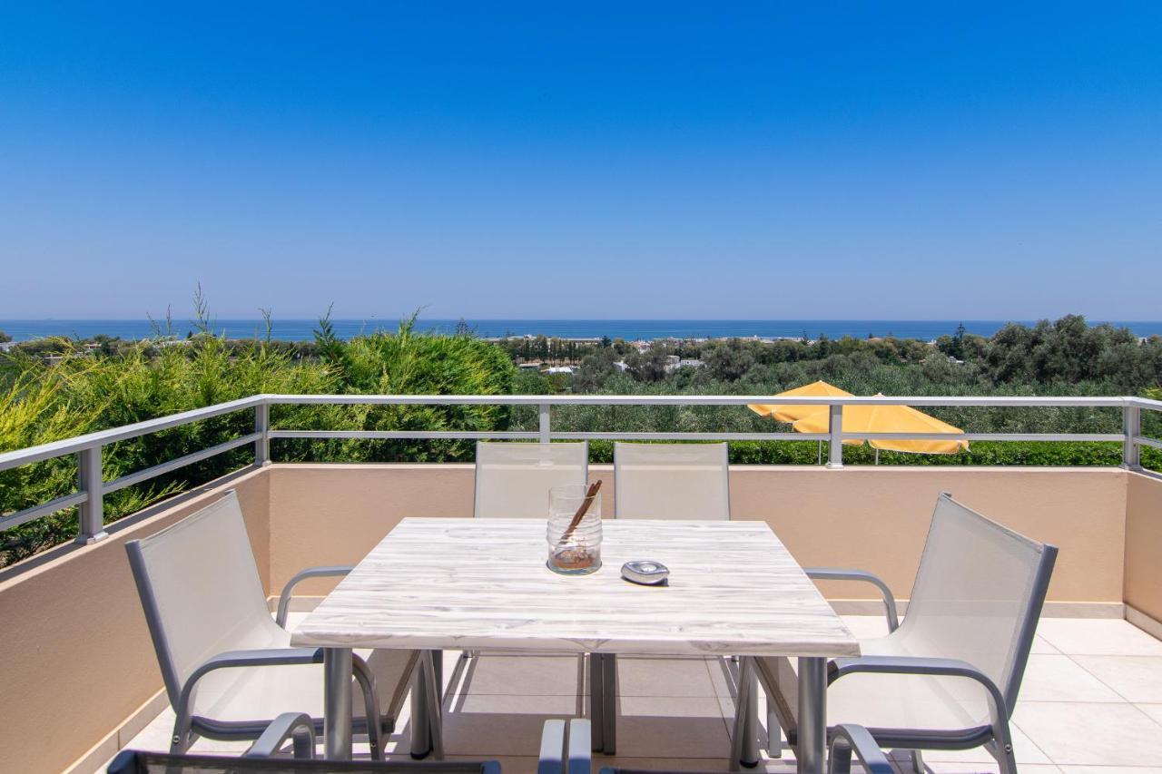 Yanni'S Villas Adelianos Kampos Zimmer foto