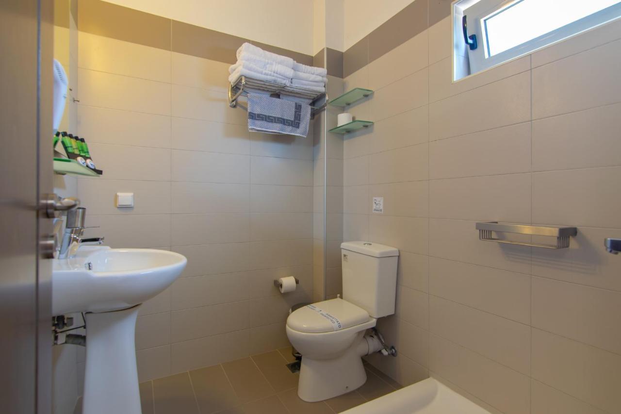 Yanni'S Villas Adelianos Kampos Exterior foto